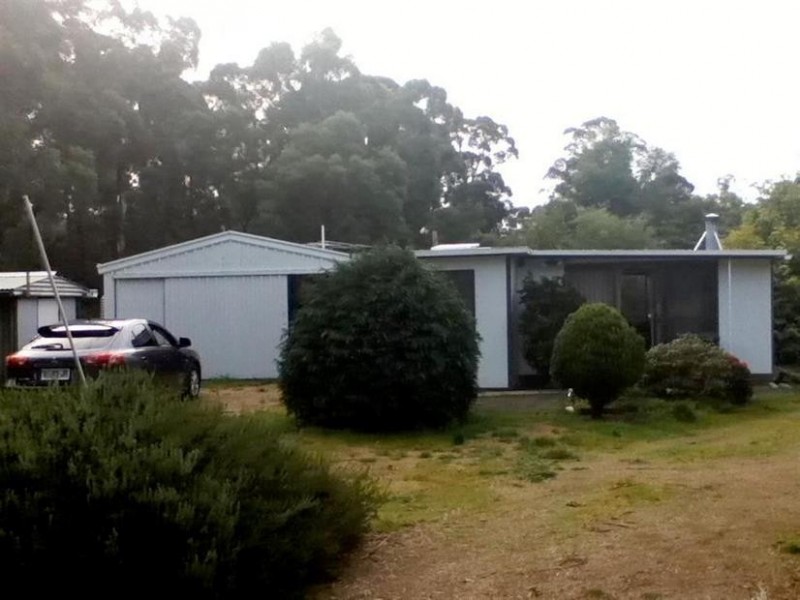 24 Apex Point Road, White Beach TAS 7184