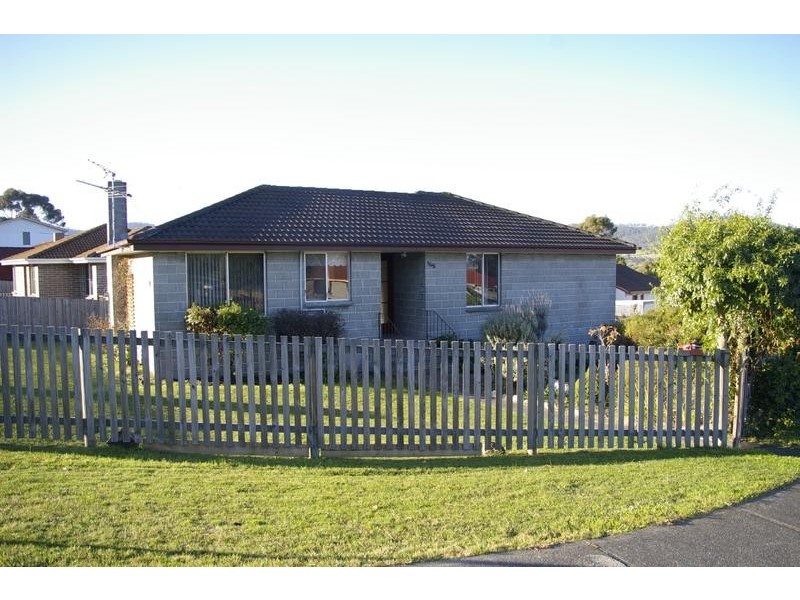 169 Tollard Drive, Rokeby TAS 7019