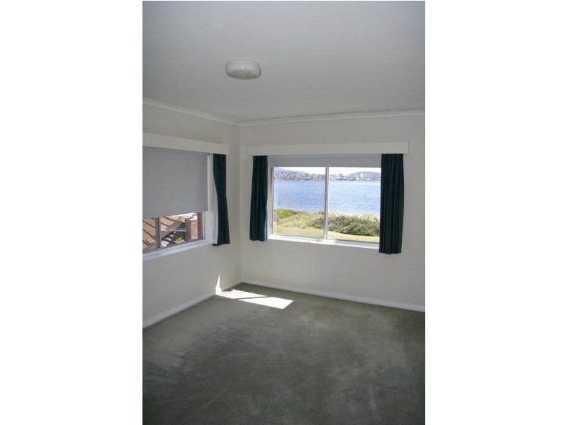 6/2 Mansell Place, Sandy Bay TAS 7005