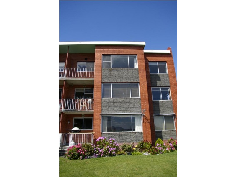6/2 Mansell Place, Sandy Bay TAS 7005