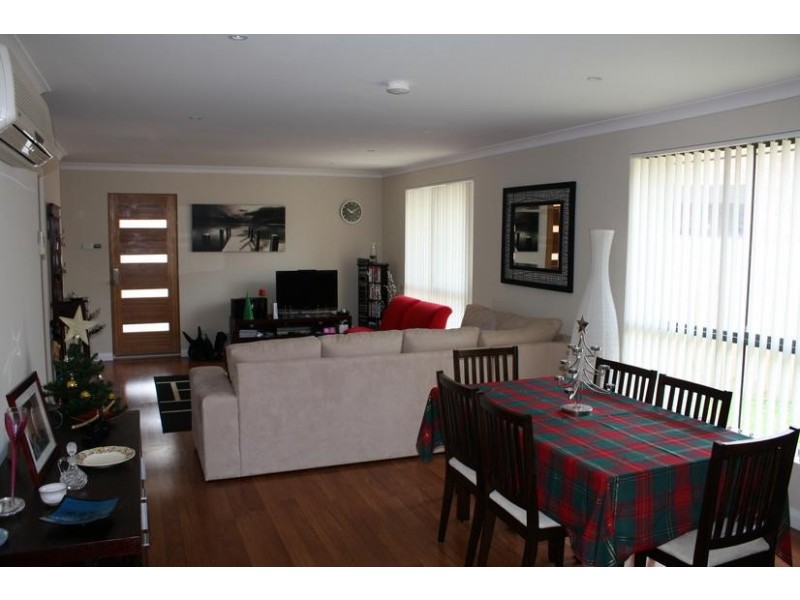 2/12 Bonnet Place, Mornington TAS 7018