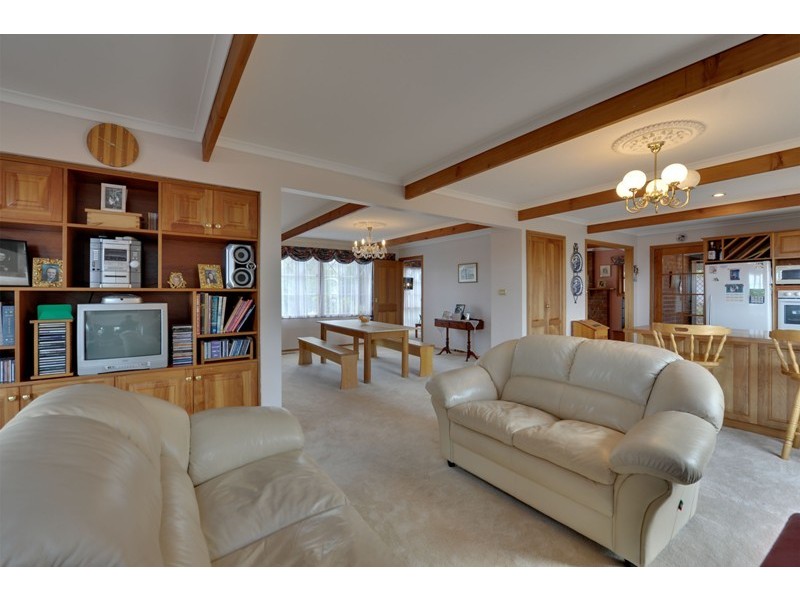 30 Firth Road, Lenah Valley TAS 7008