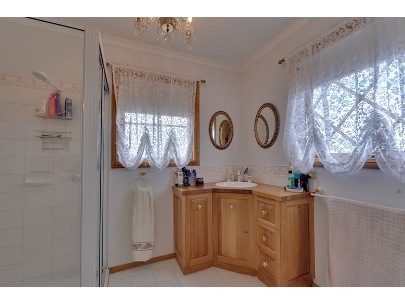 30 Firth Road, Lenah Valley TAS 7008