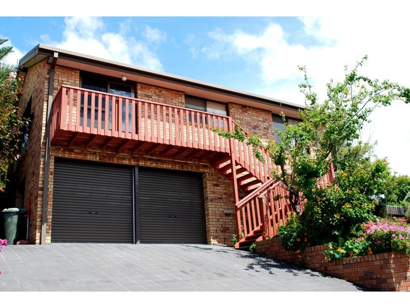 3/12 Tris Court, Berriedale TAS 7011