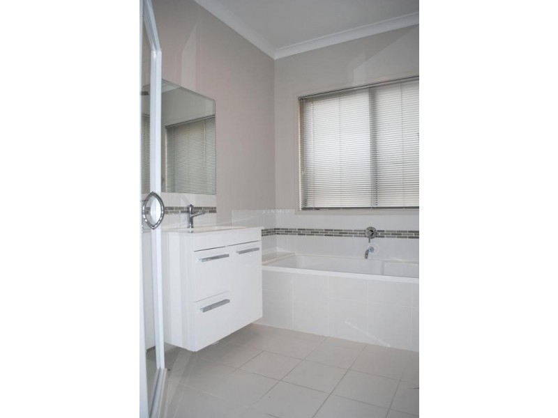 2/2A Bosco Drive, Glenorchy TAS 7010