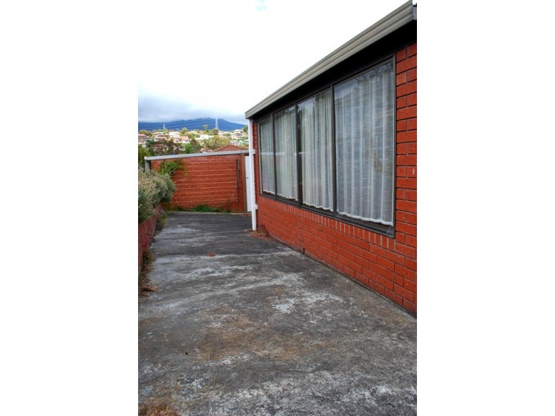 1/6 Cheviot Road, West Moonah TAS 7009