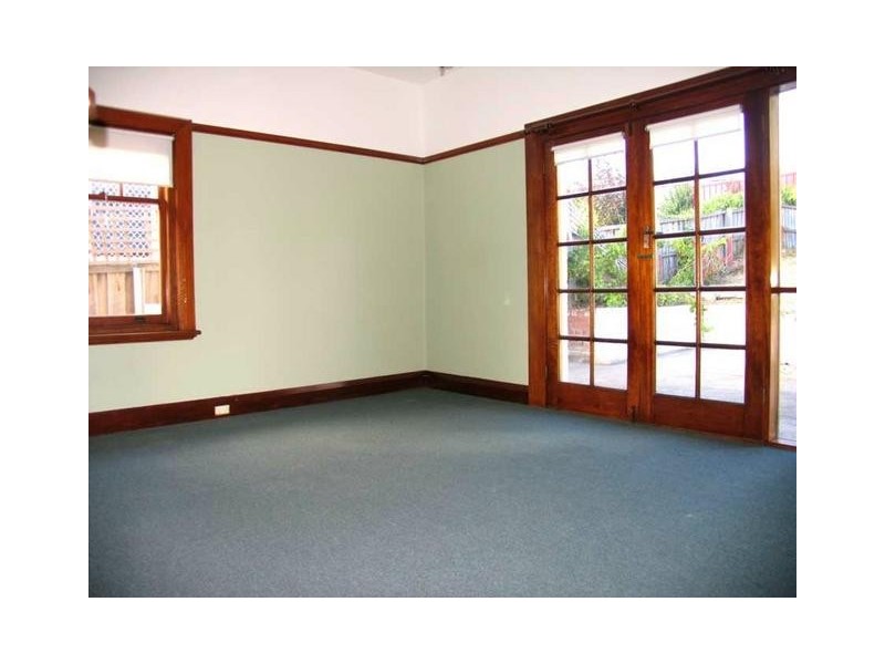 54 Clare Street, New Town TAS 7008