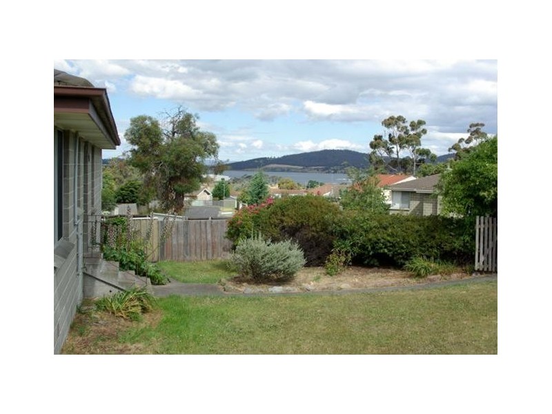 169 Tollard Drive, Rokeby TAS 7019