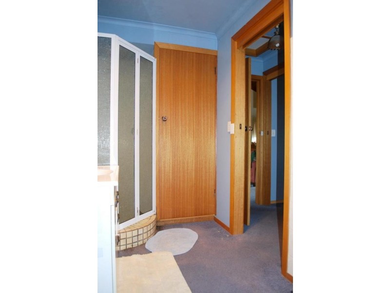 2/24 Cavesham Road, West Moonah TAS 7009