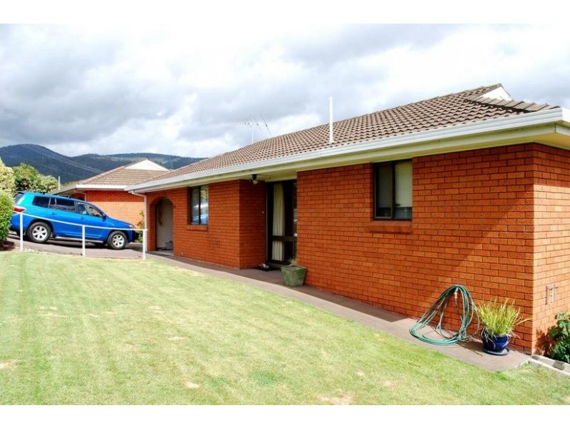 2/24 Caversham Road, West Moonah TAS 7009