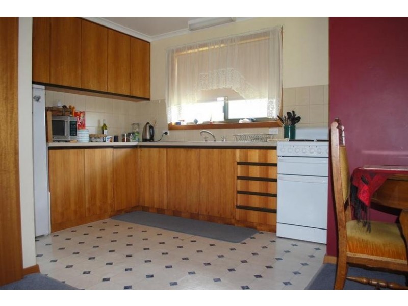 2/24 Caversham Road, West Moonah TAS 7009