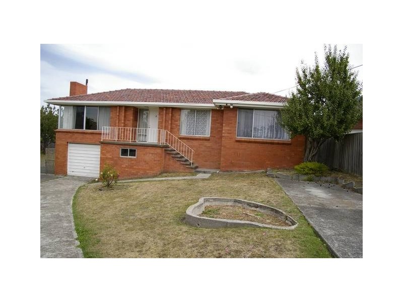 2 Baldwin Place, Lenah Valley TAS 7008