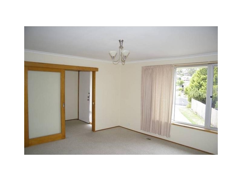 2 Baldwin Place, Lenah Valley TAS 7008
