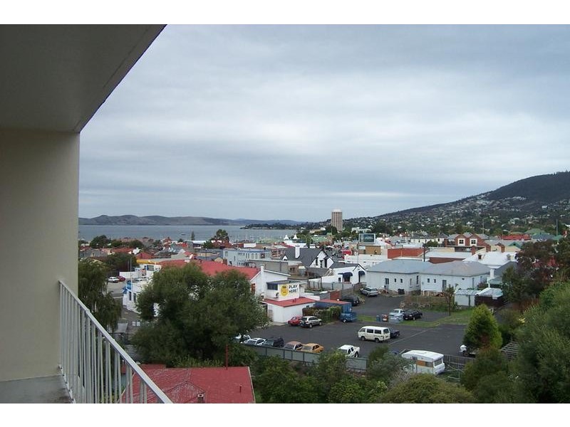 9/4 Jersey Street, Sandy Bay TAS 7005
