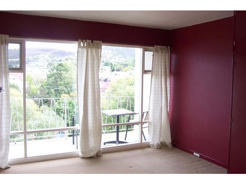 9/4 Jersey Street, Sandy Bay TAS 7005