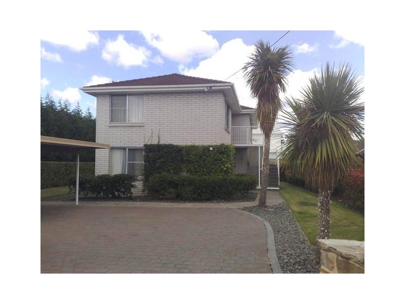 1/8 Mansell Court, Sandy Bay TAS 7005