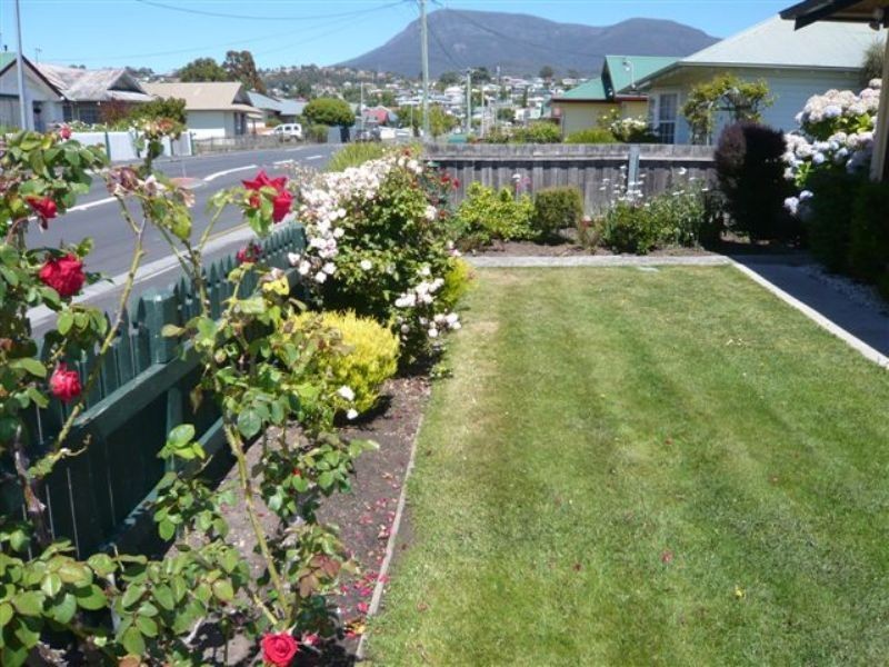 12 Amiens Avenue, Moonah TAS 7009