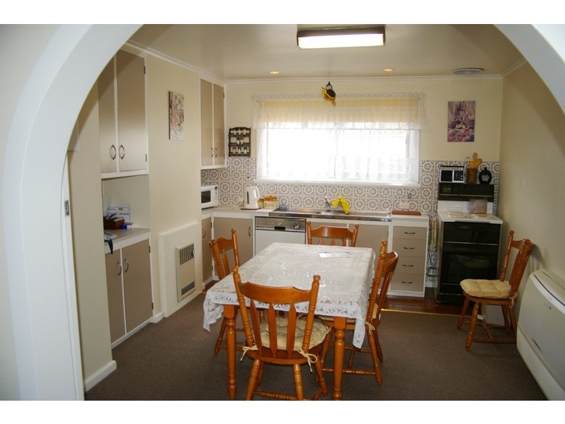 10 Southview Crescent, New Norfolk TAS 7140