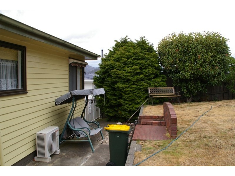 10 Southview Crescent, New Norfolk TAS 7140
