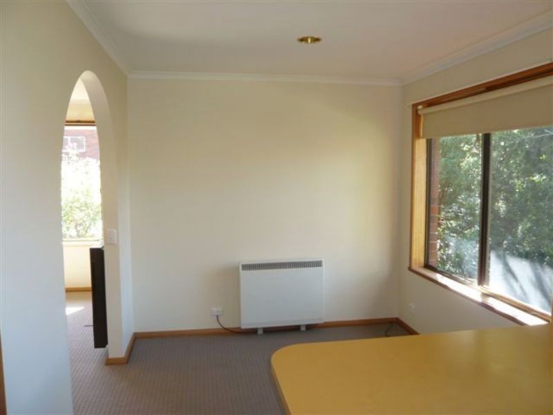 2/126 Marys Hope Road, Rosetta TAS 7010