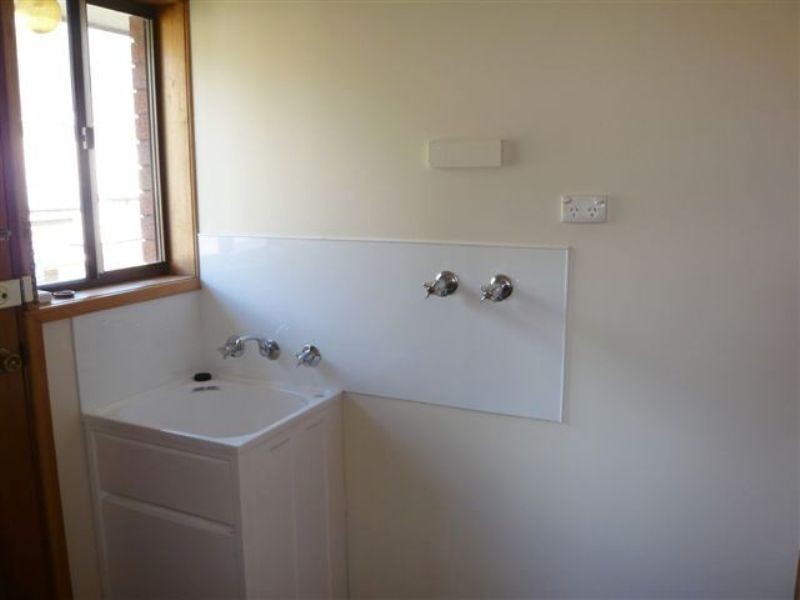 2/126 Marys Hope Road, Rosetta TAS 7010