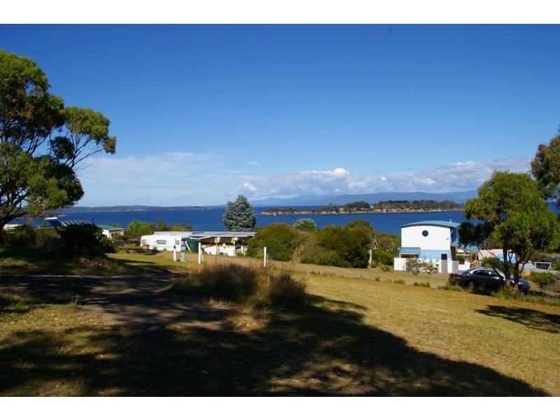 18 Stuart Street, Alonnah TAS 7150