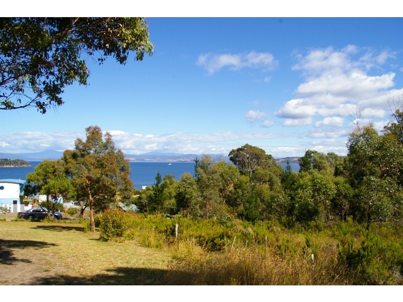 18 Stuart Street, Alonnah TAS 7150