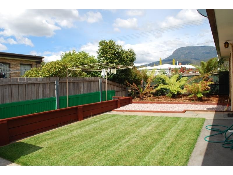 1/16 Balmain Street, Glenorchy TAS 7010