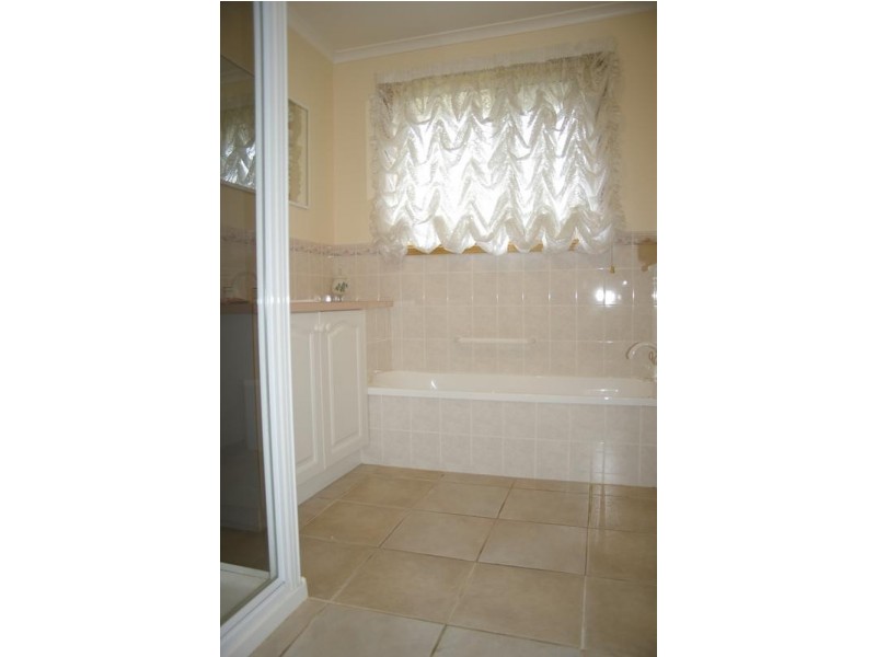 2/17 Sinclair Avenue, Moonah TAS 7009