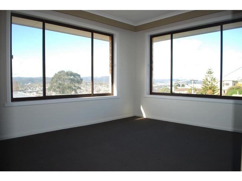 32 First Avenue, West Moonah TAS 7009