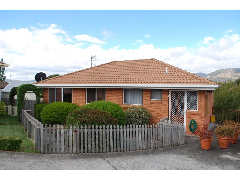 3/19A Rosbar Street, Claremont TAS 7011
