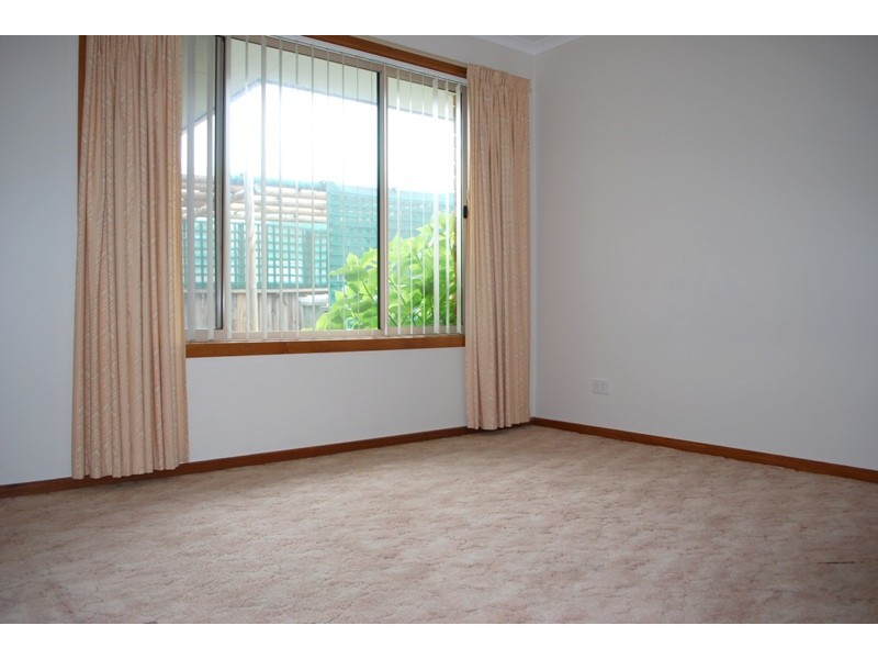 1/15 Laguna Place, Derwent Park TAS 7009