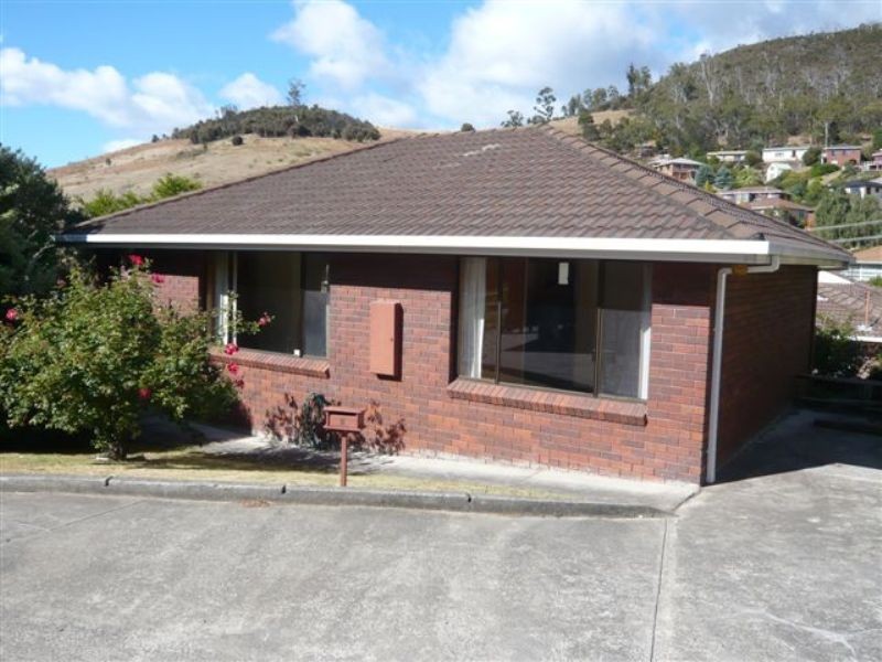 2/126 Marys Hope Road, Rosetta TAS 7010