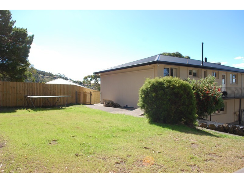 3/2A Garfield Road, Glenorchy TAS 7010