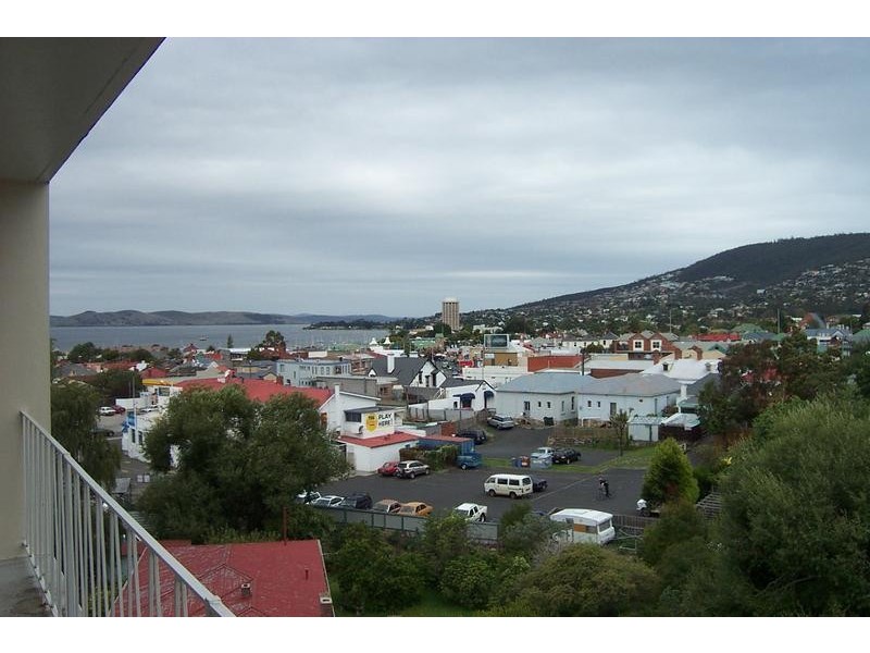 9/4 Jersey Street, Sandy Bay TAS 7005