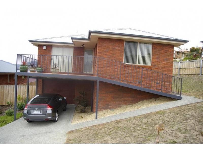 2/21 Ashwood Court, Austins Ferry TAS 7011