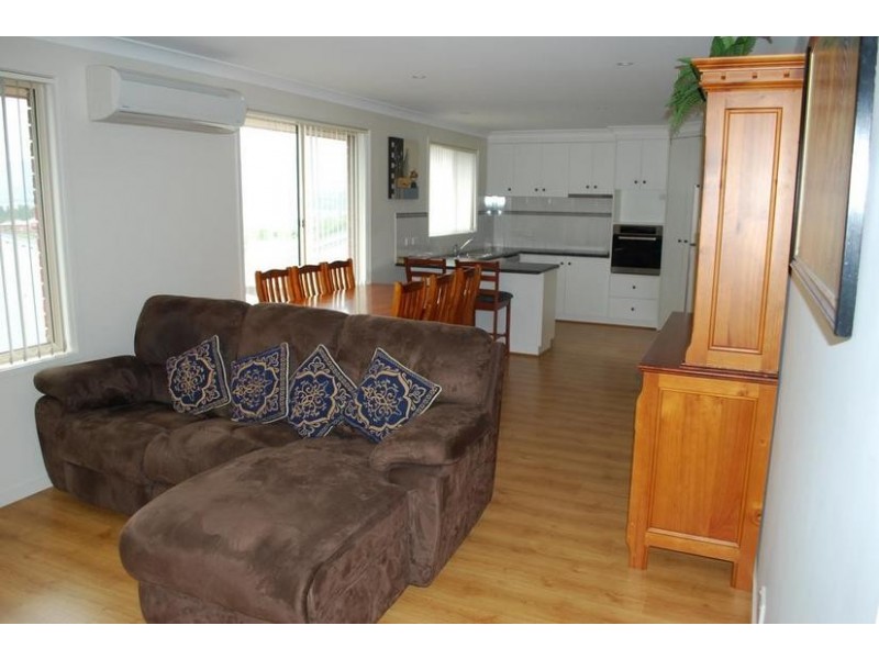 2/21 Ashwood Court, Austins Ferry TAS 7011
