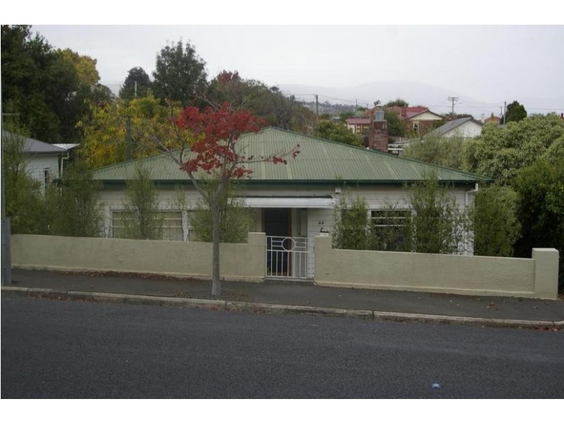 44 Oldham Avenue, New Town TAS 7008
