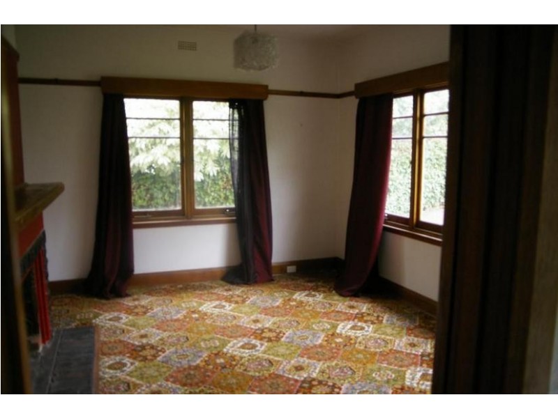 44 Oldham Avenue, New Town TAS 7008