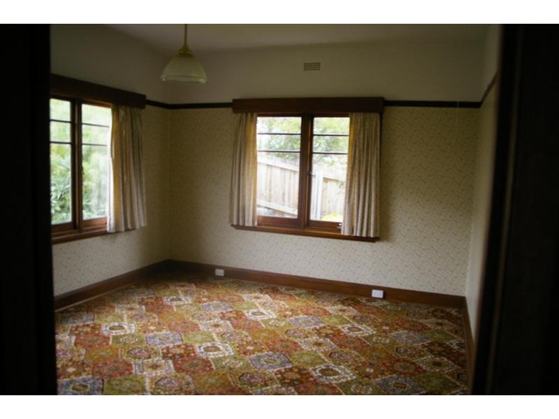 44 Oldham Avenue, New Town TAS 7008