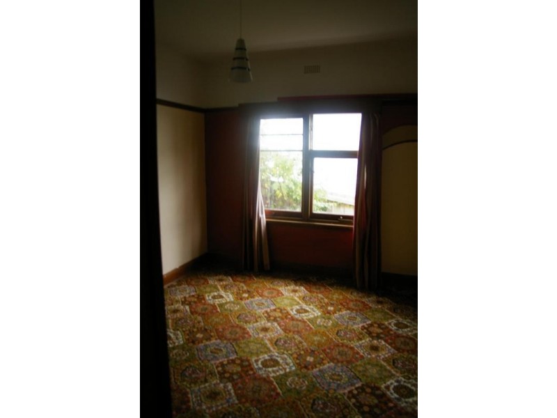 44 Oldham Avenue, New Town TAS 7008