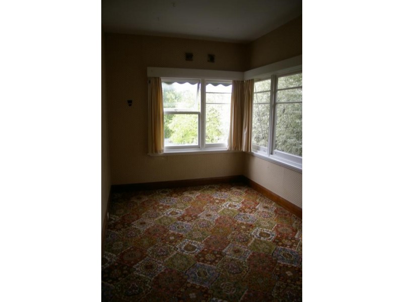 44 Oldham Avenue, New Town TAS 7008