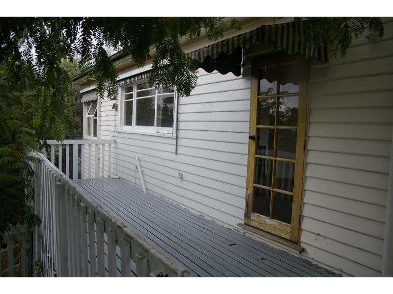 44 Oldham Avenue, New Town TAS 7008