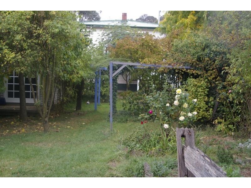 44 Oldham Avenue, New Town TAS 7008