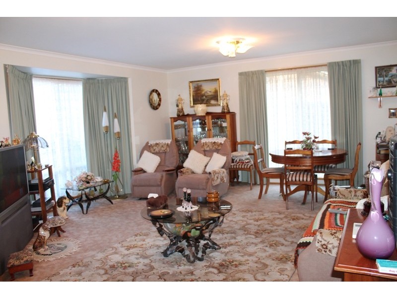 2/147 Pitcairn Street, Montrose TAS 7010