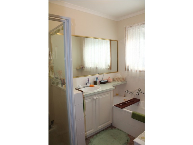 2/147 Pitcairn Street, Montrose TAS 7010