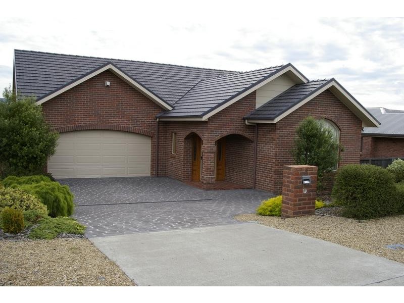 9 Kingfisher Street, Kingston TAS 7050