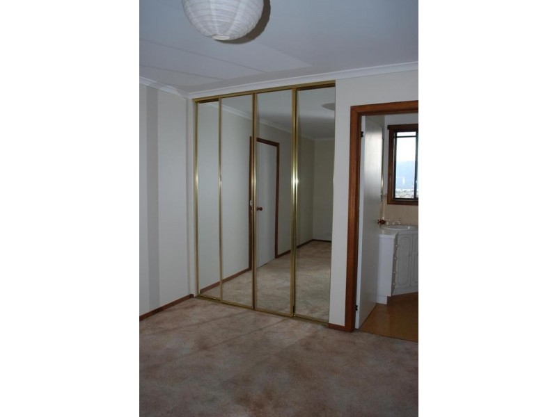 77 Ashborne Grove, West Moonah TAS 7009