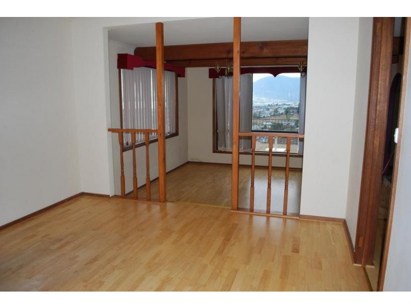 77 Ashborne Grove, West Moonah TAS 7009