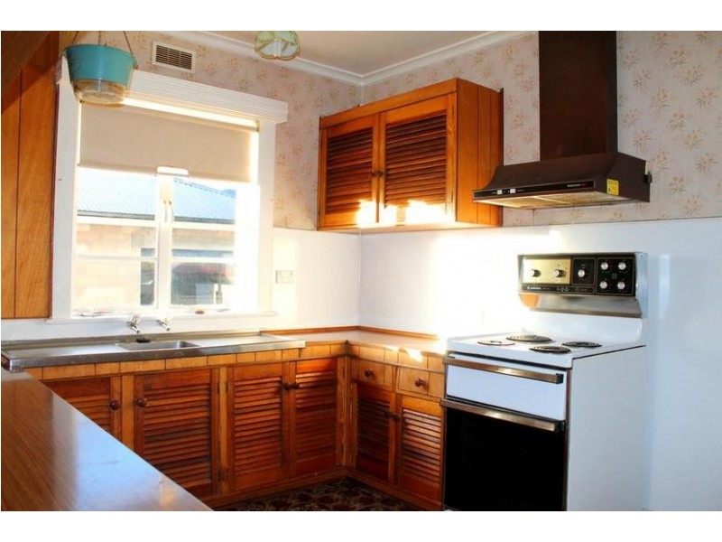 35 Edinburgh Crescent, Goodwood TAS 7010
